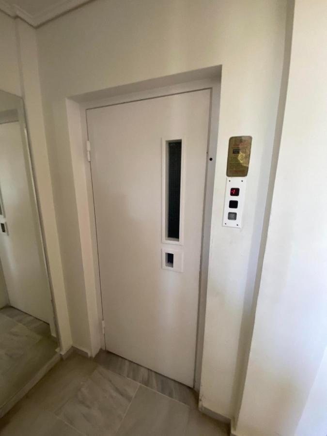 Luxury Apartment Athens Riviera Atenas Exterior foto